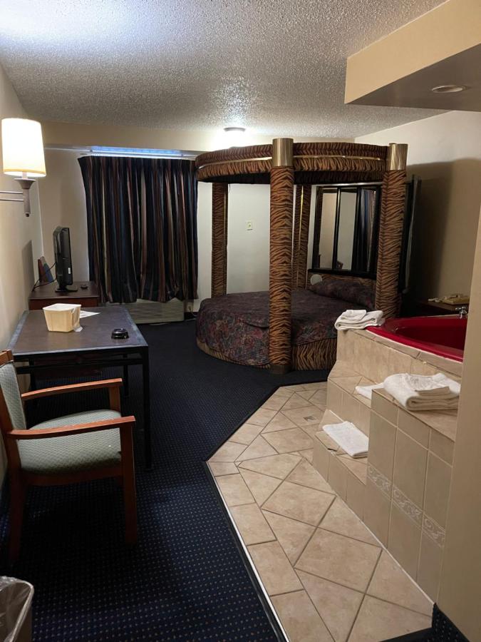 | Budget Inn Temple Hills