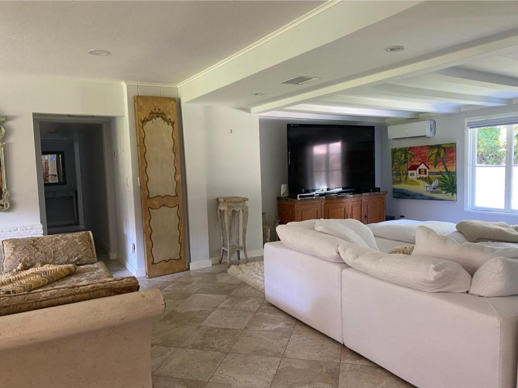  | Siesta Key Waterfront Estate W Pool Privacy!