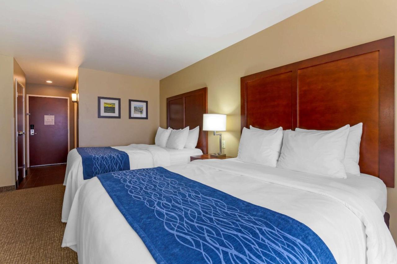 Queen Room with Two Queen Beds - Non-Smoking at Comfort Inn & Suites Mandan - Bismarck