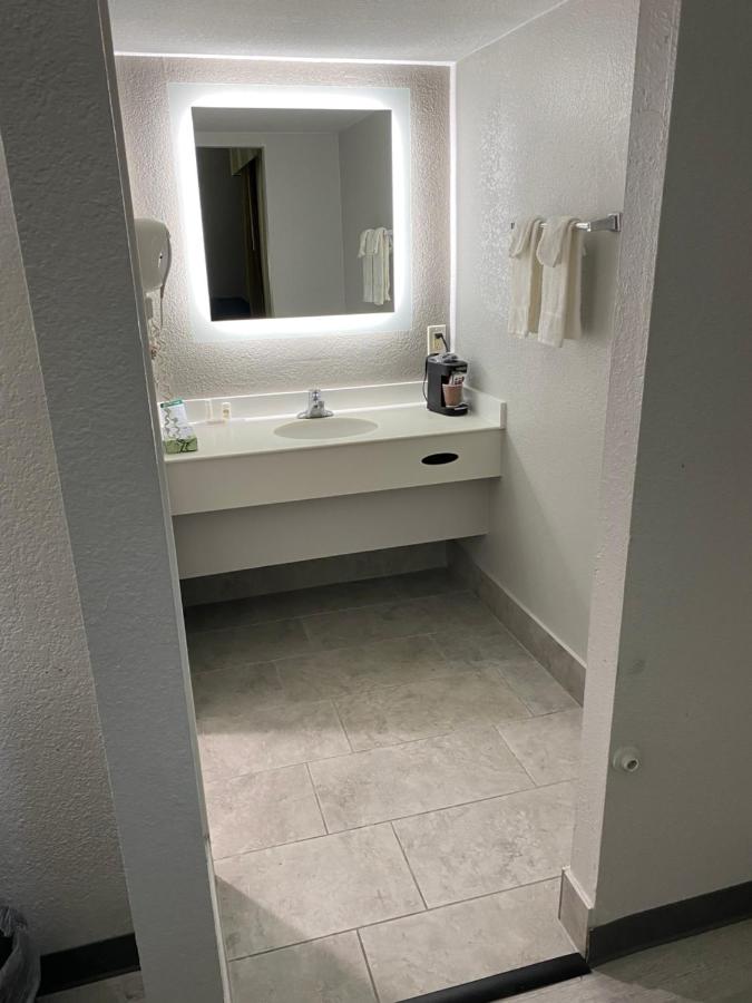 Deluxe King Room - Non-Smoking at La Quinta Inn by Wyndham Tyler
