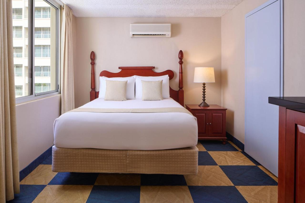 Moderate Room at Ewa Hotel Waikiki