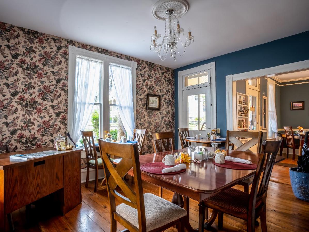 | 5 Ojo Inn Bed and Breakfast