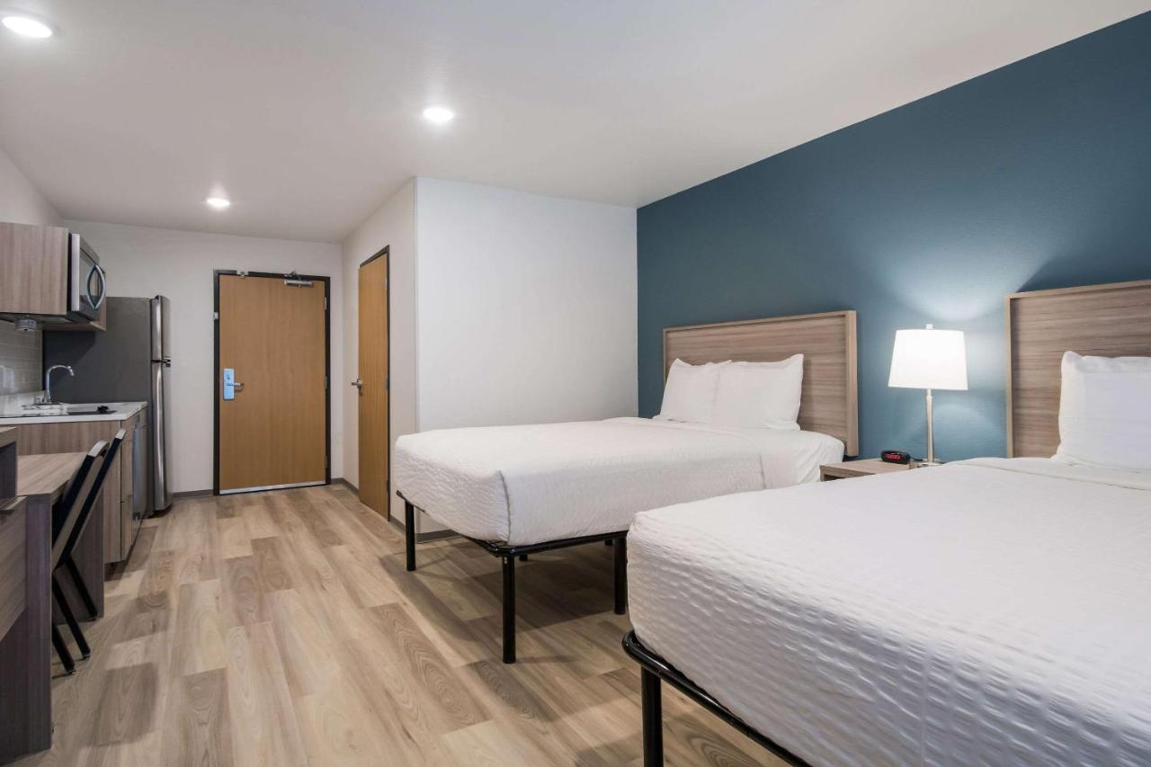 Queen Room with2 Queen Beds and Accessible Tub - Accessible/Non Smoking at WoodSpring Suites Portland Vancouver