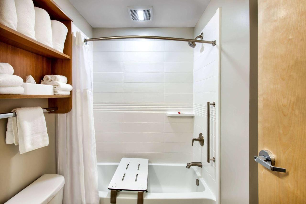  | Microtel Inn & Suites by Wyndham Farmington