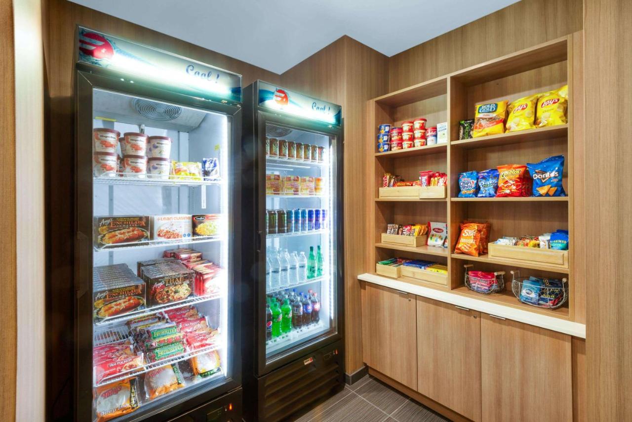 | Microtel Inn & Suites by Wyndham Farmington