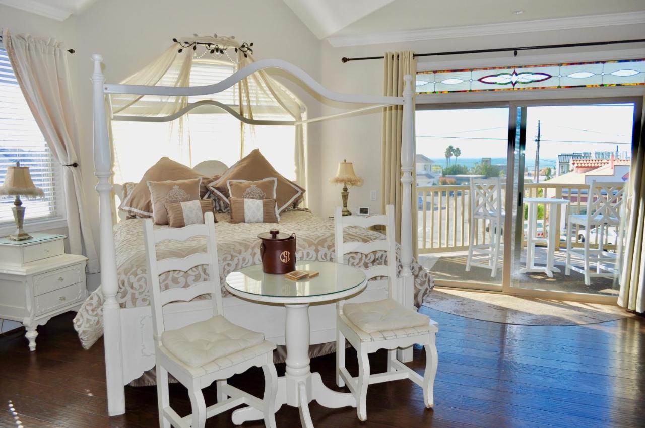 | Cayucos Sunset Inn