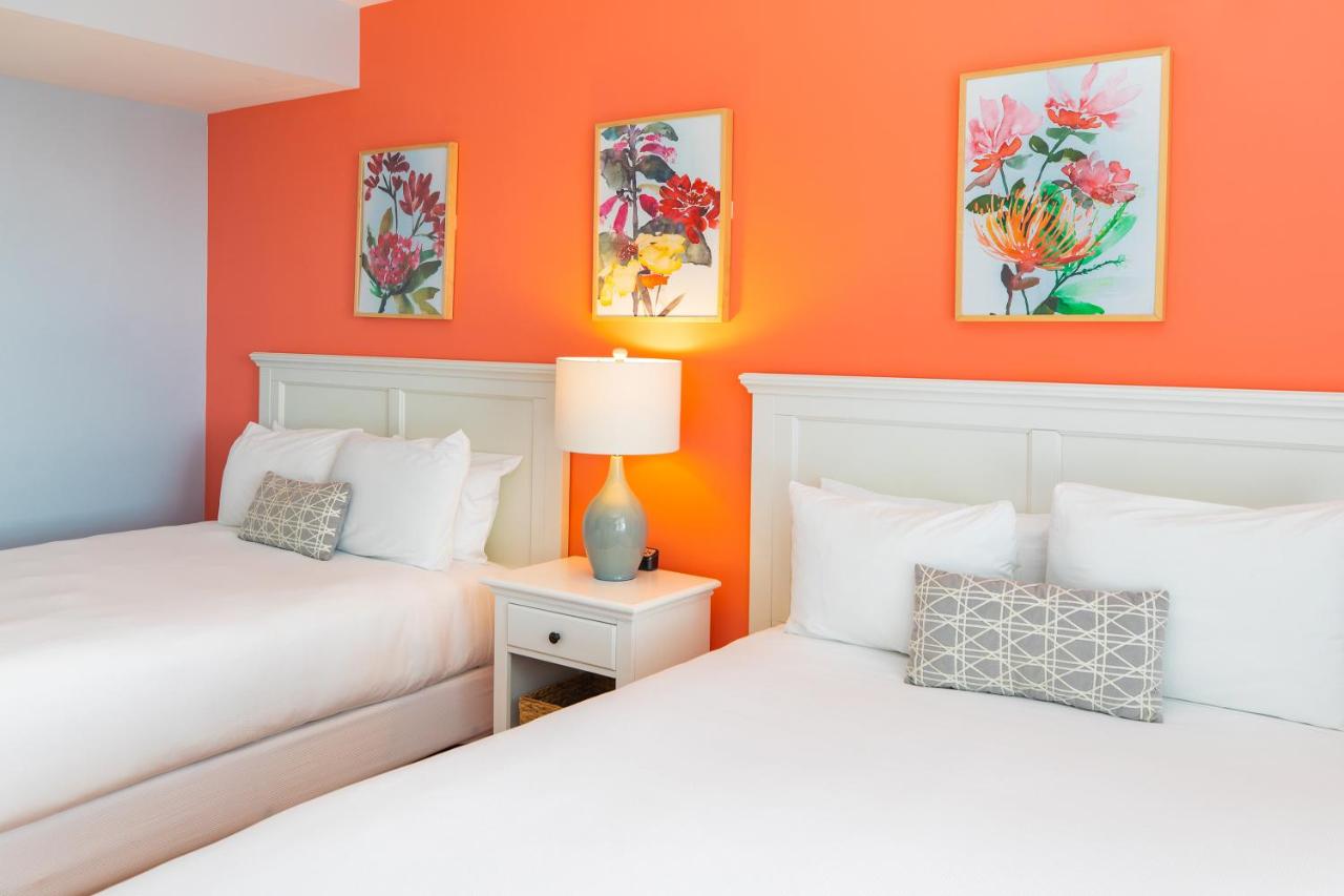 Double Room with Lake View at Island House Hotel
