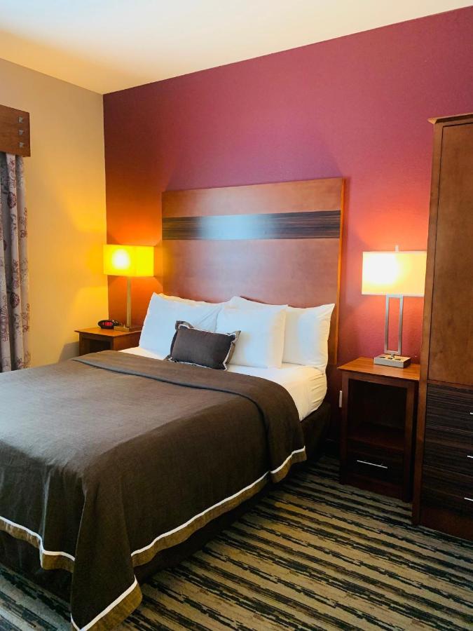 | GrandStay Residential Suites Hotel