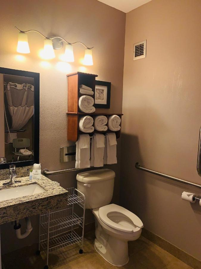 | GrandStay Residential Suites Hotel