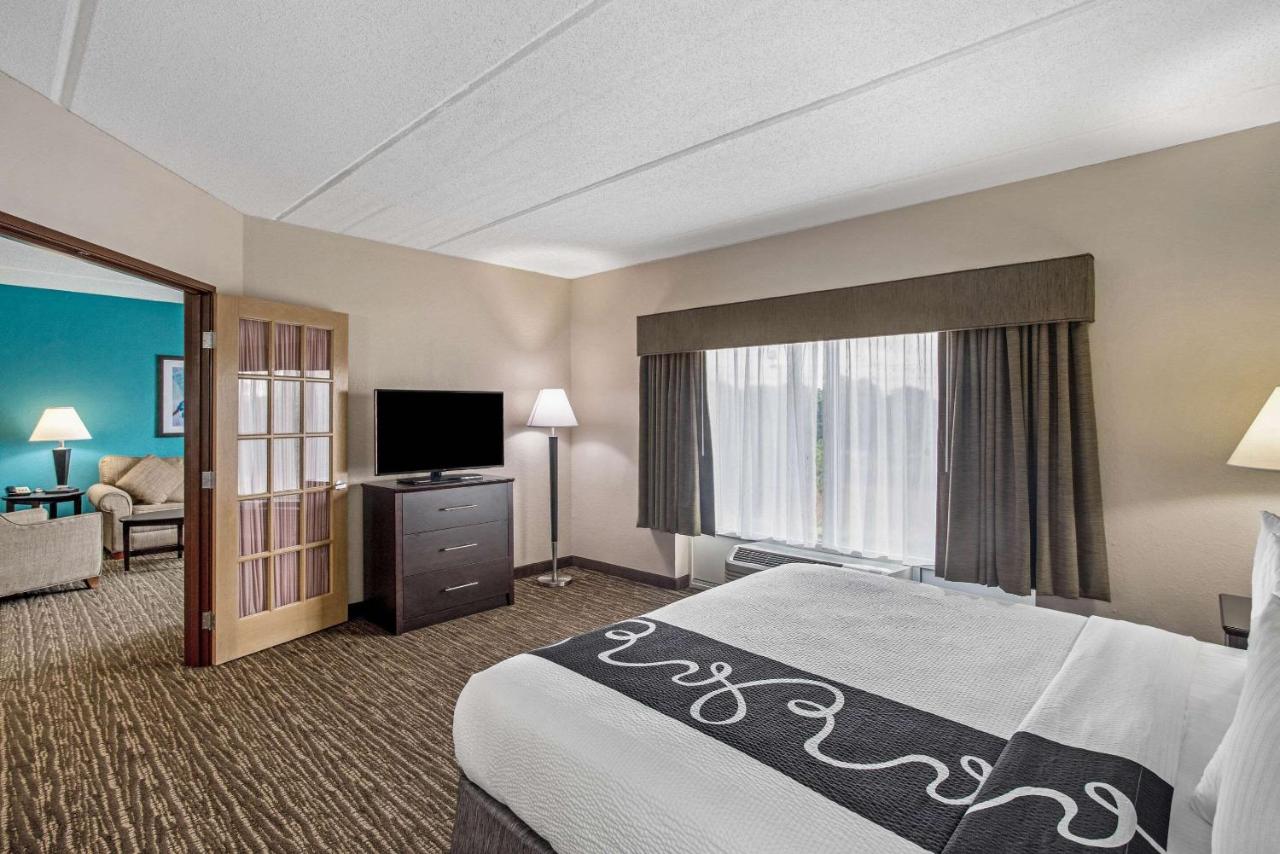 King Suite with Sofa Bed - Non Smoking at Comfort Inn & Suites Sarasota I75