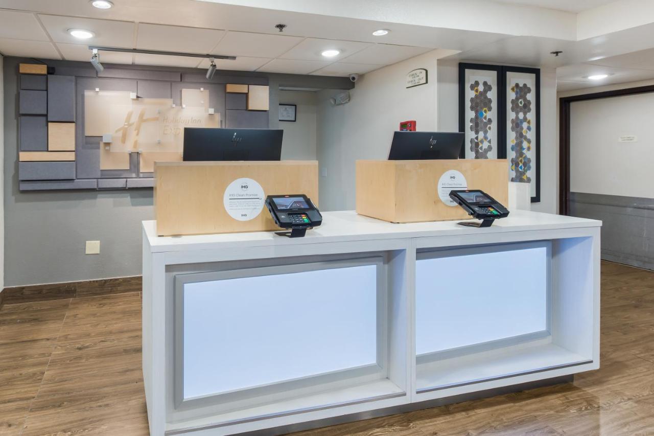 | Holiday Inn Express London-I-70, an IHG Hotel