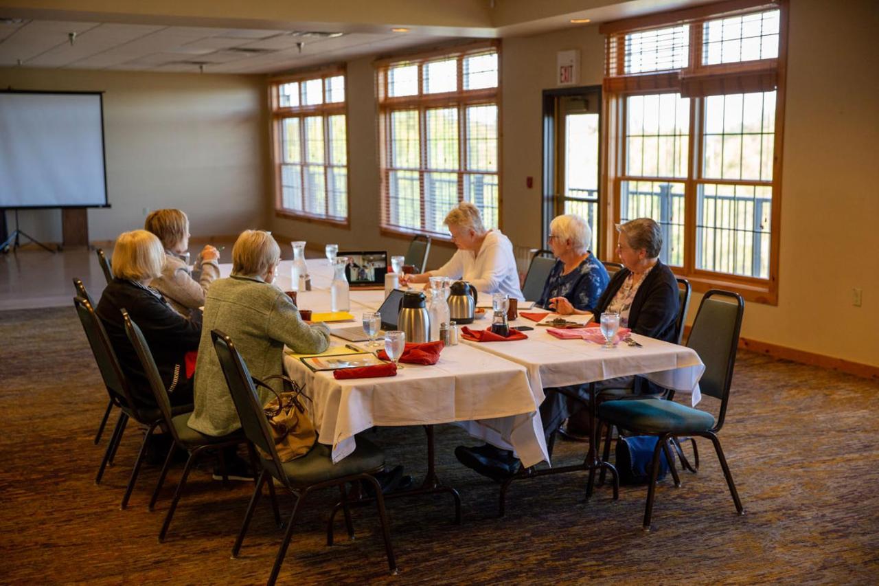 | Grand Ely Lodge