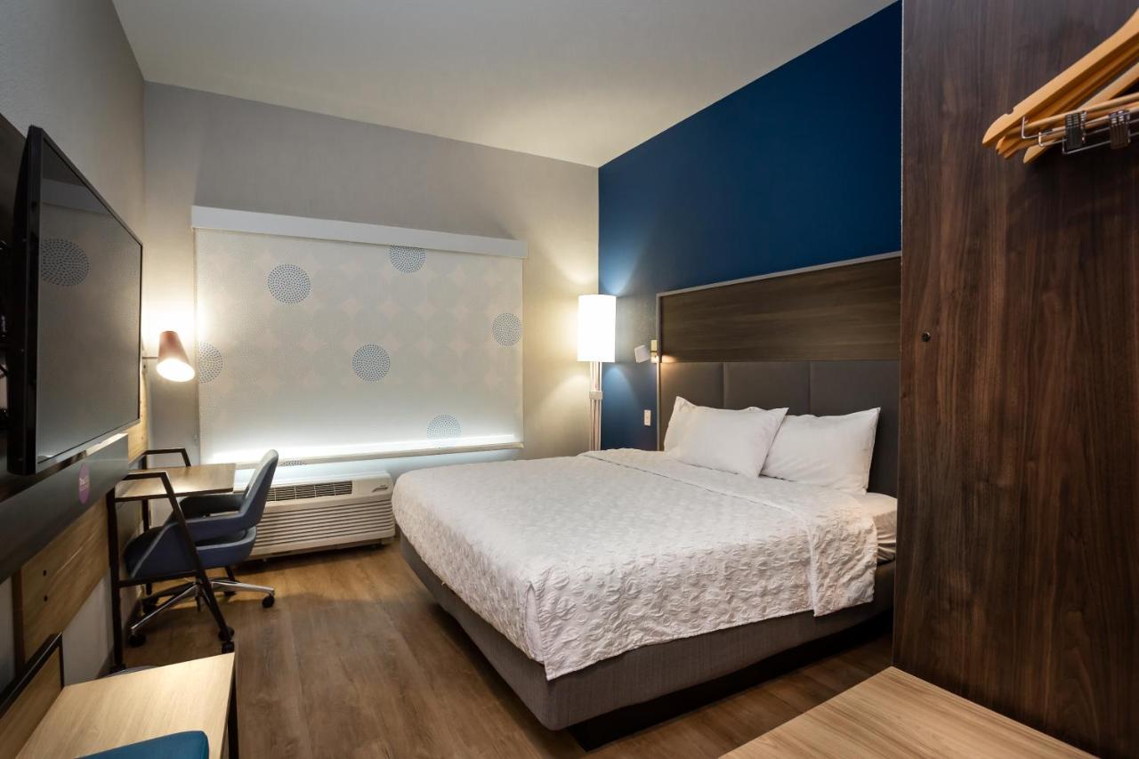 King Room - Hearing Accessible at Tru by Hilton Pflugerville, TX