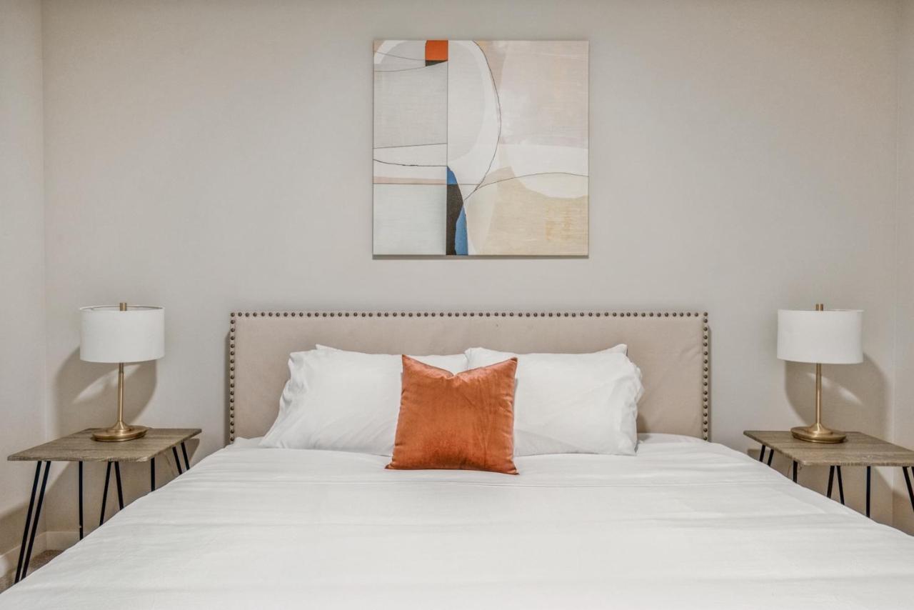 | Kasa Lowry Hill Minneapolis