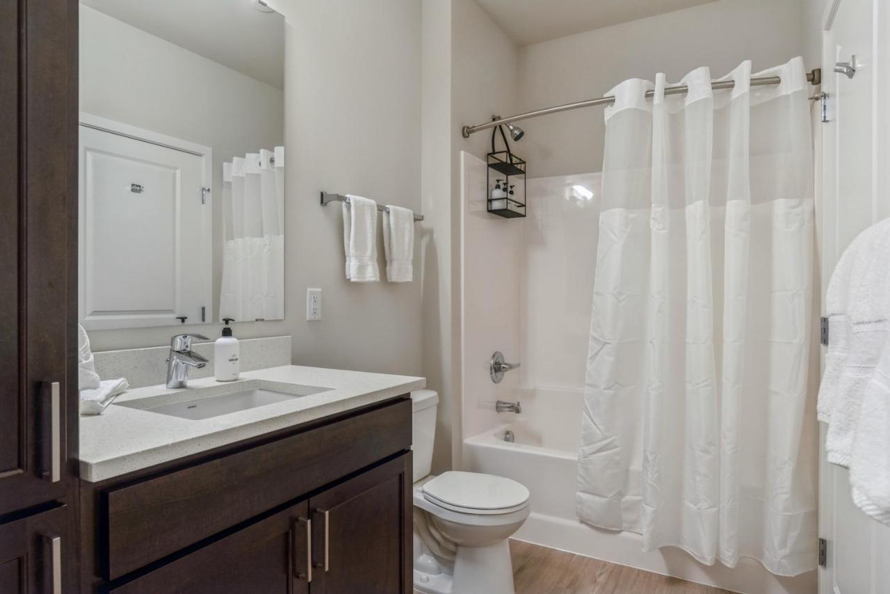 | Kasa Lowry Hill Minneapolis