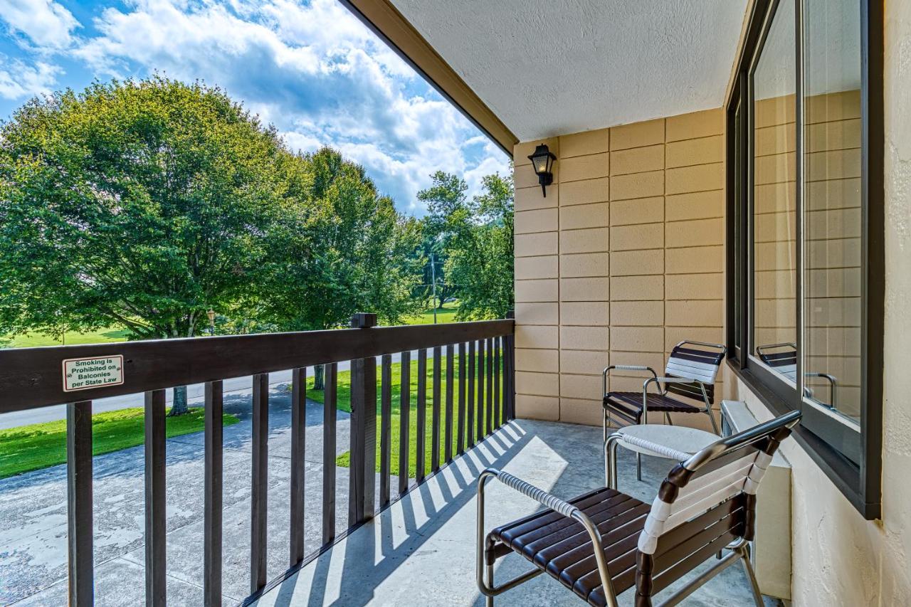 | Highland Manor Inn