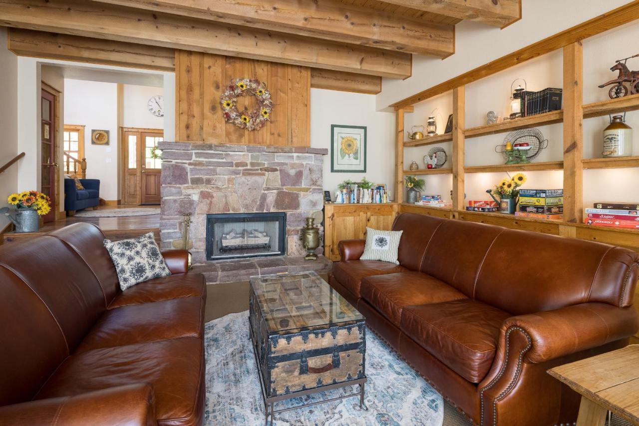  | Sunflower Hill Inn