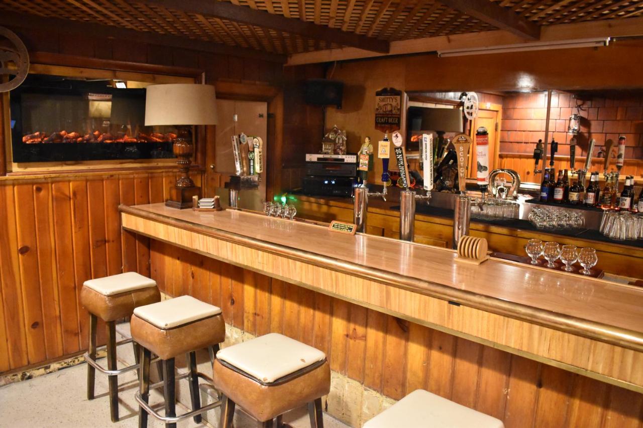 | Silver Horseshoe Inn