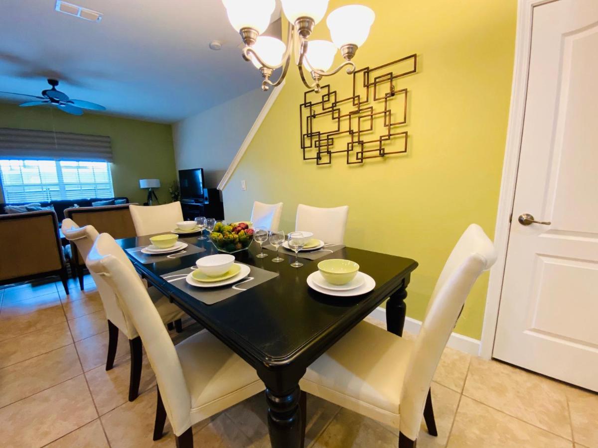  | Paradise Palms- 5 Bed Townhome w/Splashpool-3024