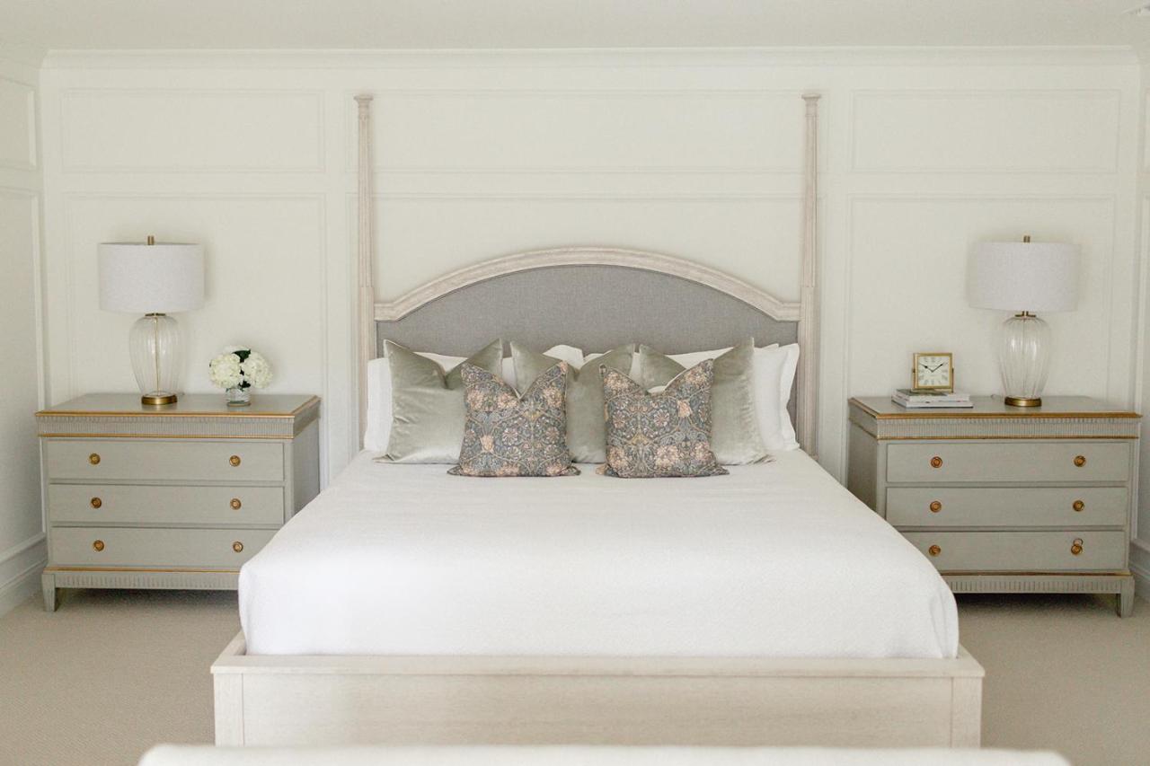 | Fairville Inn