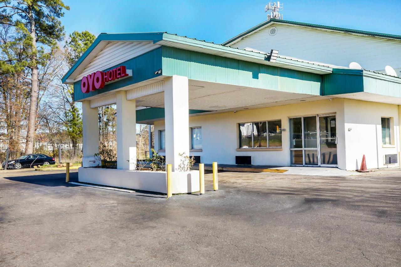 | OYO Hotel Jackson South I-55
