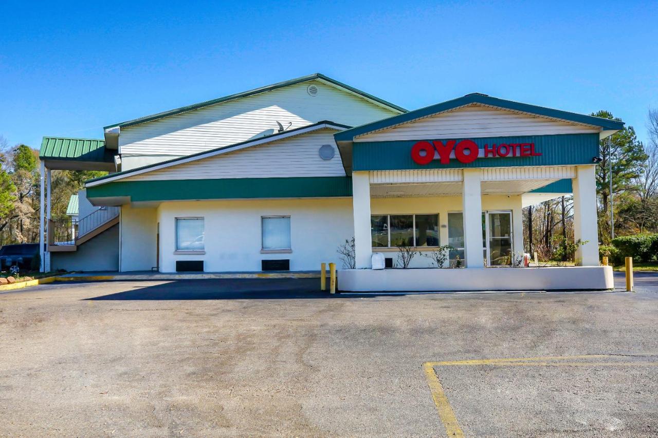 | OYO Hotel Jackson South I-55
