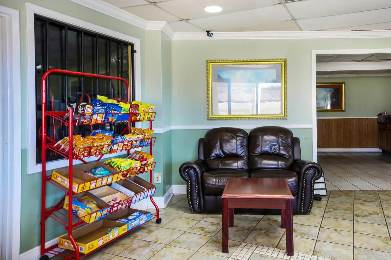 | OYO Hotel Jackson South I-55