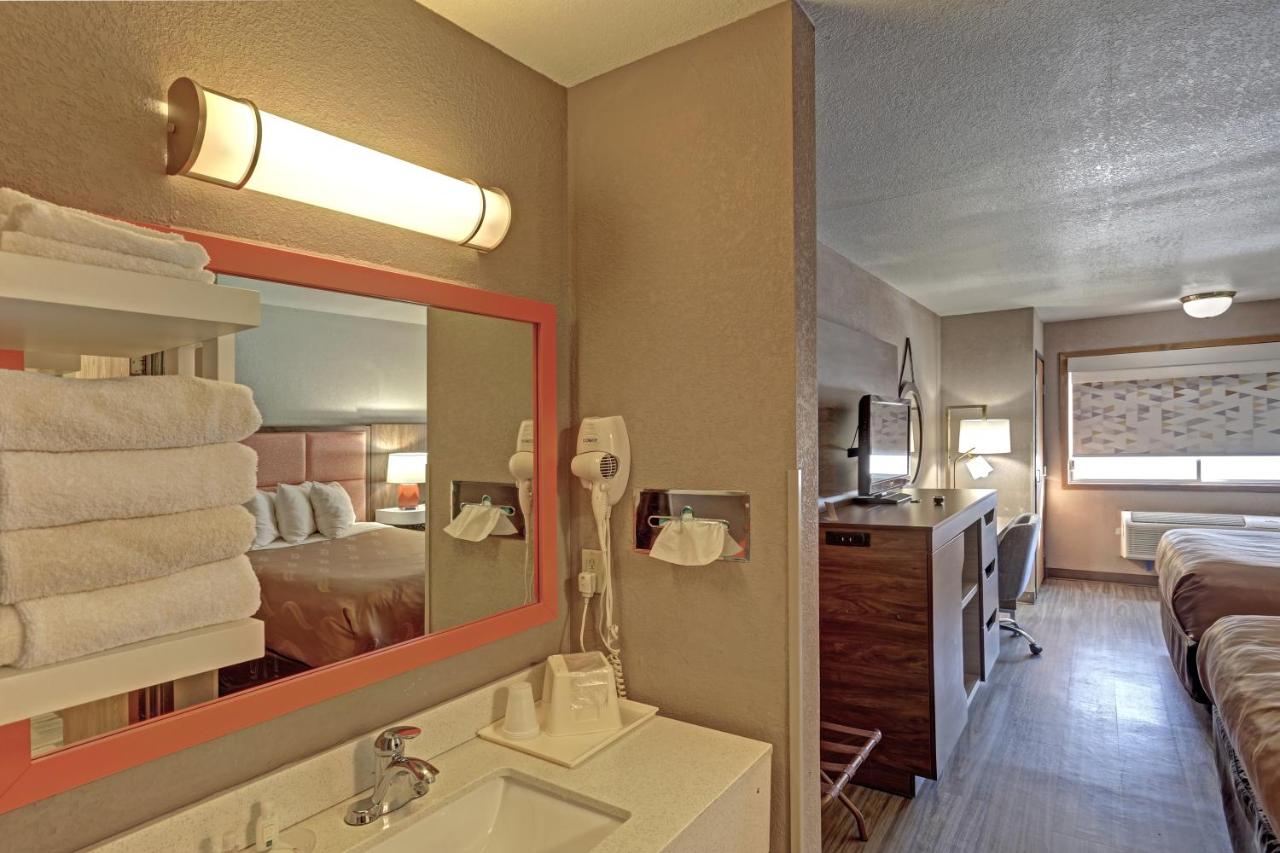 Queen Room with Two Queen Beds - Non-Smoking at Quality Inn Pierre - Fort Pierre