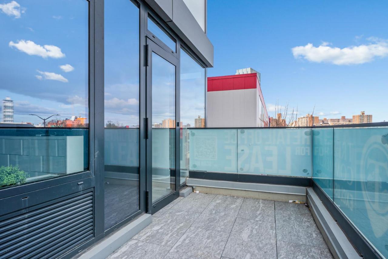 Deluxe King Suite, Balcony, Non-Smoking at Global Luxury Suites at The Arches