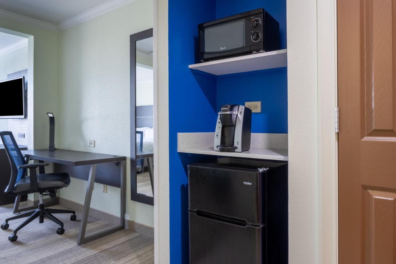 | Holiday Inn Express - Coventry S - West Warwick Area, an IHG Hotel