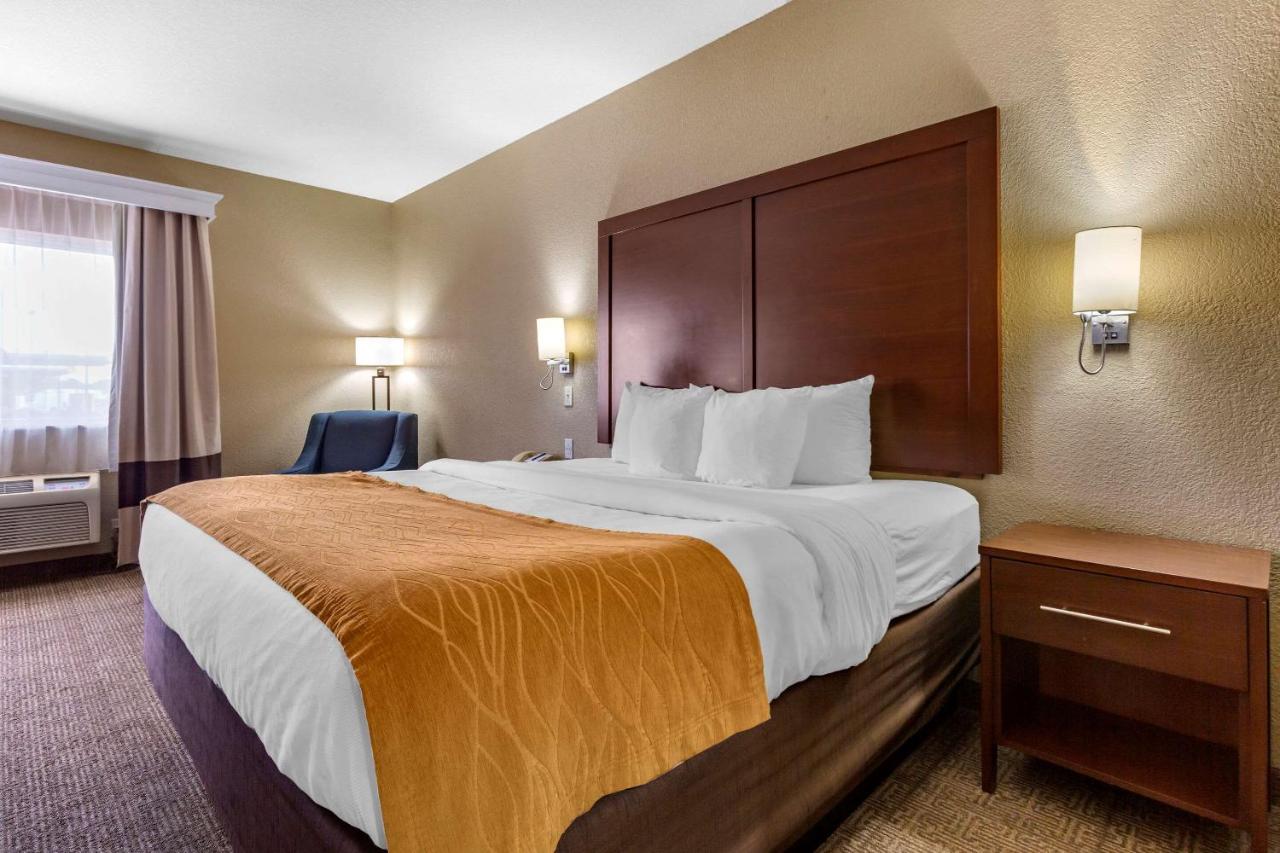 King Suite - Non-Smoking at Comfort Inn & Suites Deming