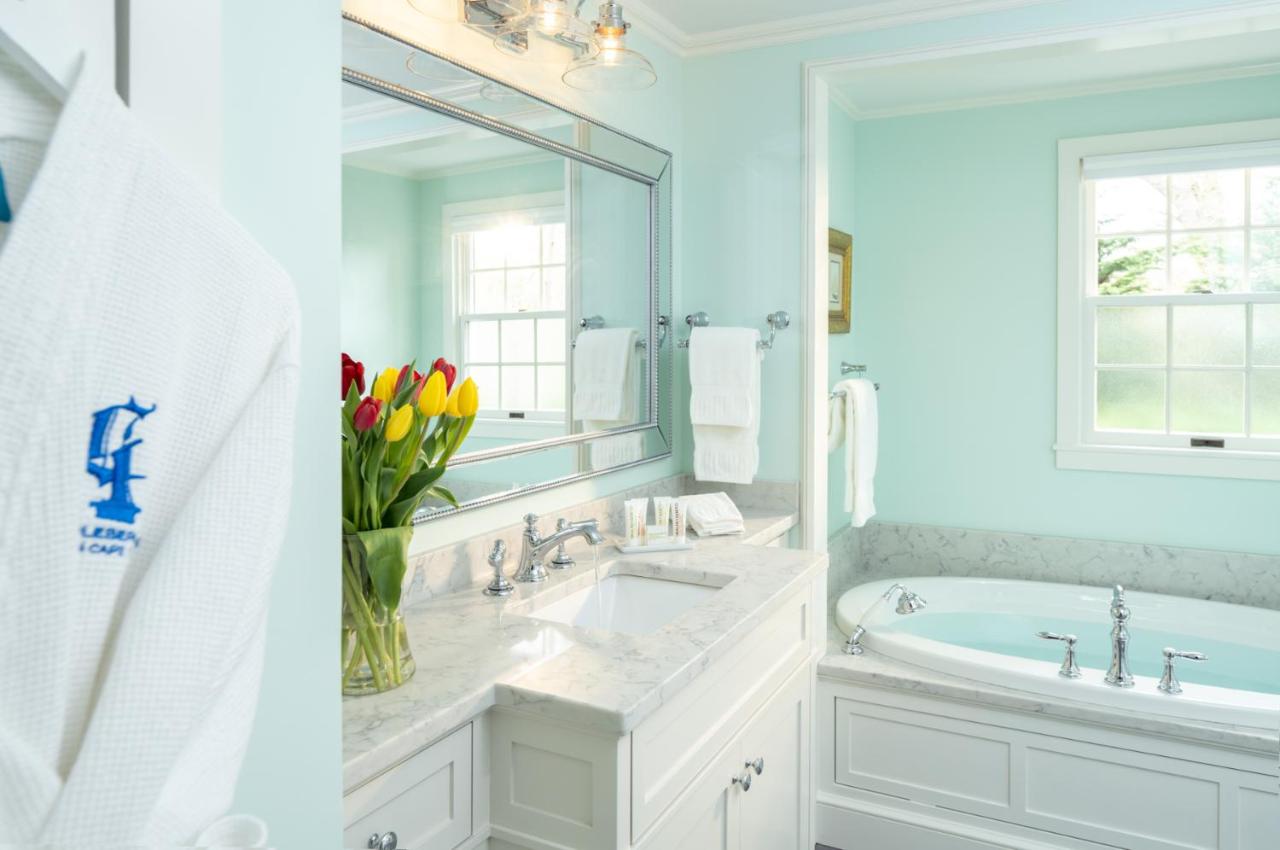 | Candleberry Inn on Cape Cod