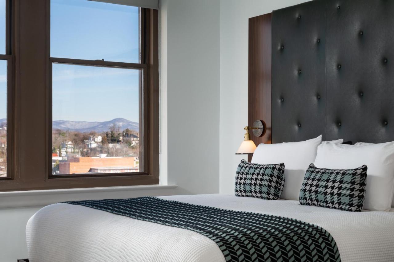 Deluxe King Room at The Liberty Trust