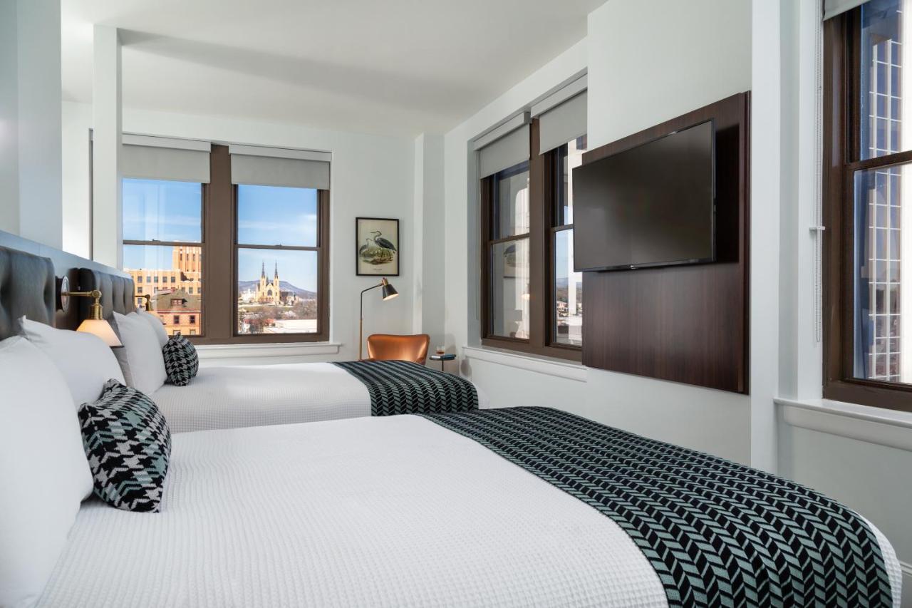 Standard Queen Room with Two Queen Beds at The Liberty Trust