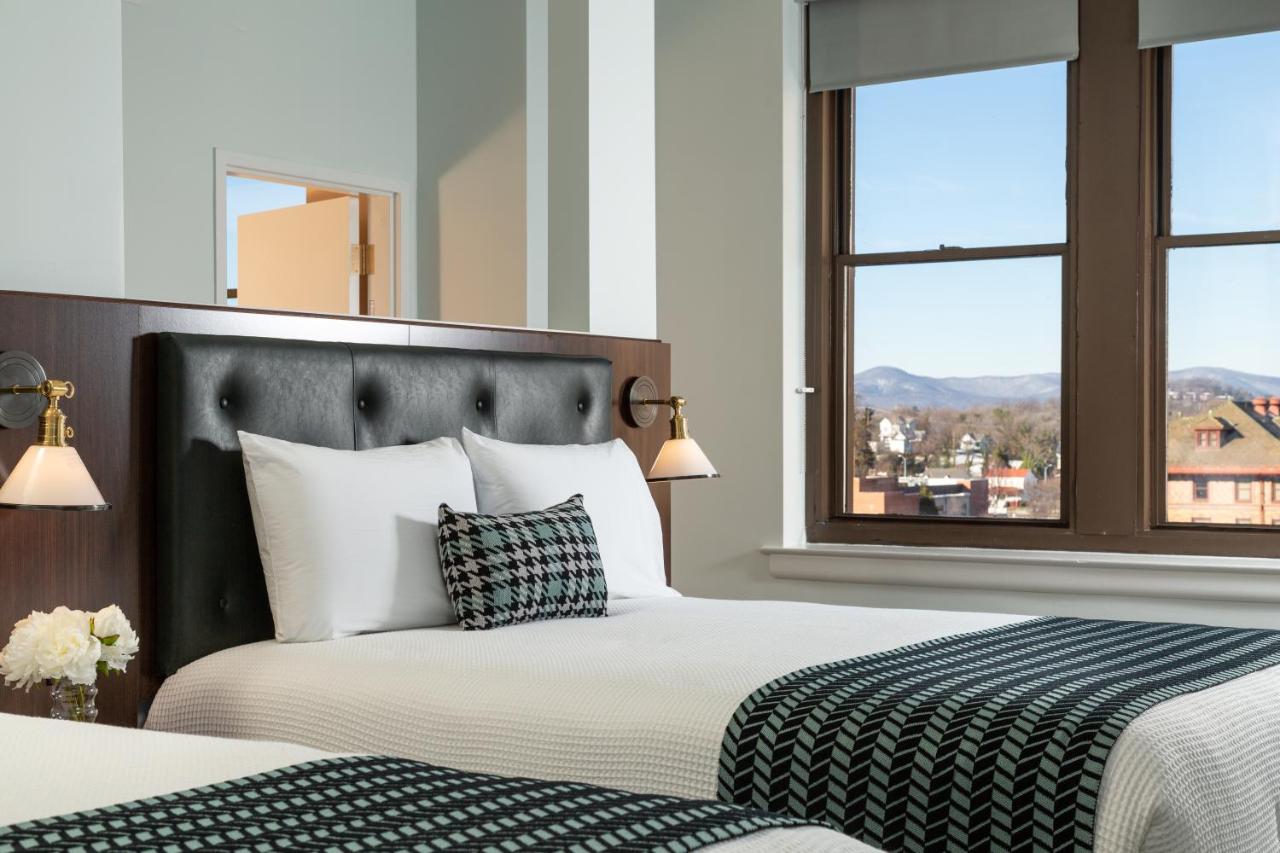 Standard Queen Room with Two Queen Beds at The Liberty Trust