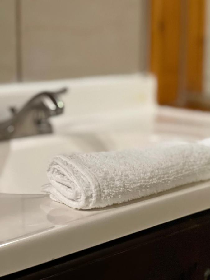 | Chateau Suites