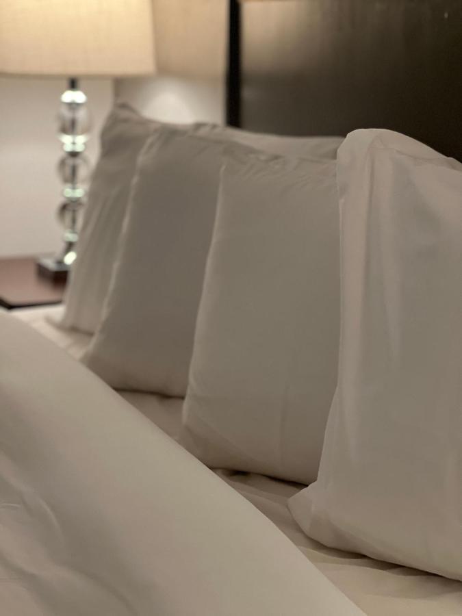| Chateau Suites