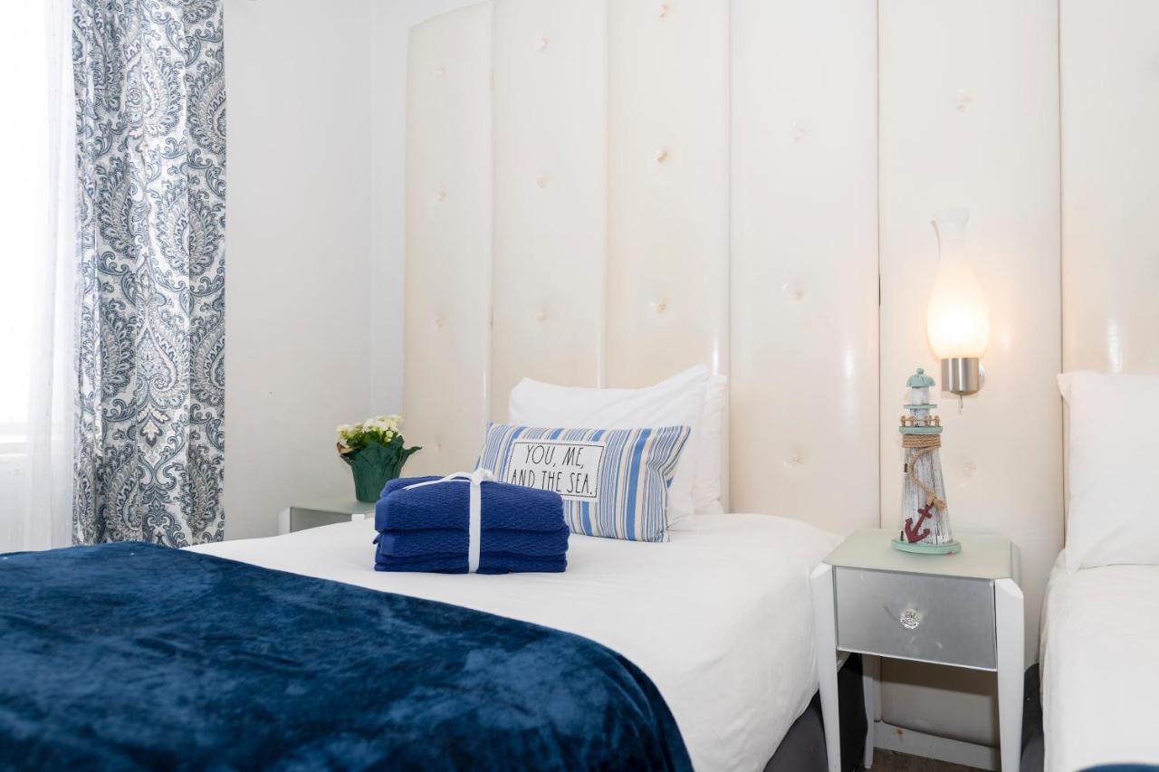 | Norman's Tavern Suites