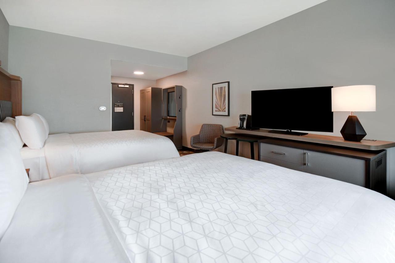 Double Room with Two Queen Beds and Mobility Accessible Tub - Non-Smoking at Holiday Inn Erie by IHG