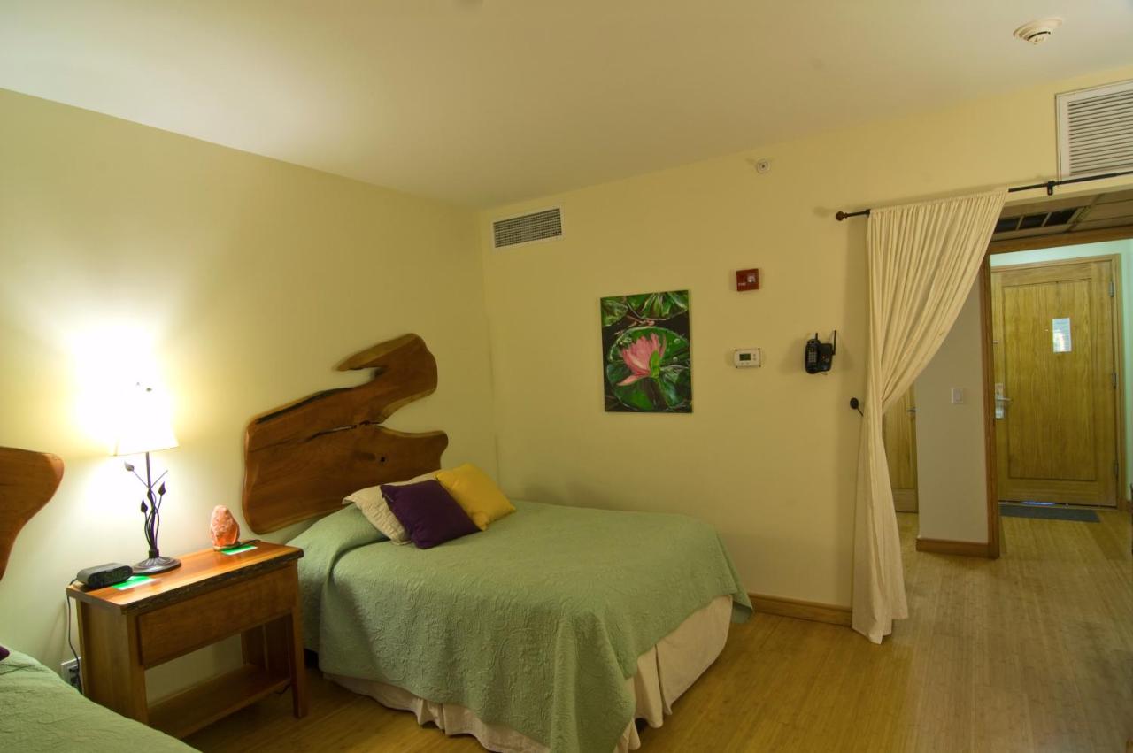 | Hotel Floyd