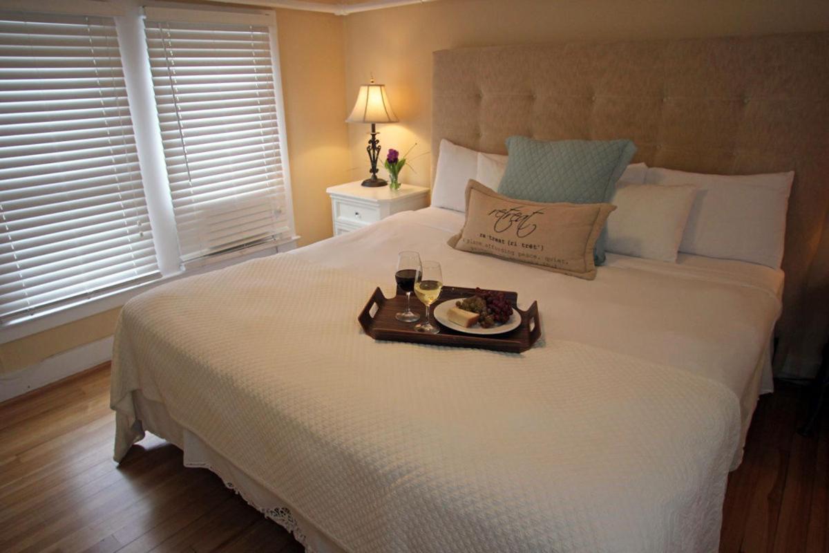 | The Kennebunk Inn