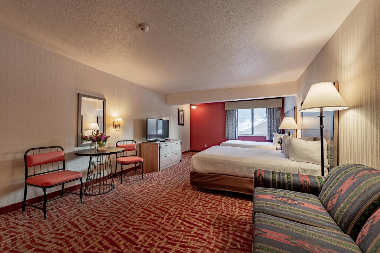Studio Suite with Two Queen Beds at 49'er Inn & Suites