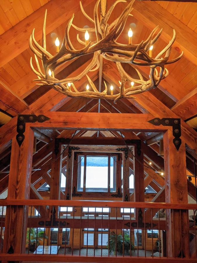  | Lodge at Sandpoint