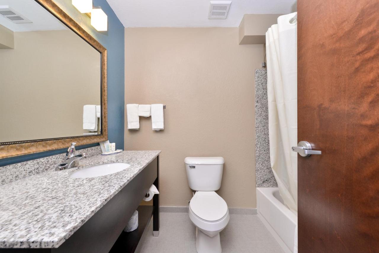 Suite with Two Queen Beds - Accessible/Non-Smoking at Comfort Inn & Suites Springfield I-55