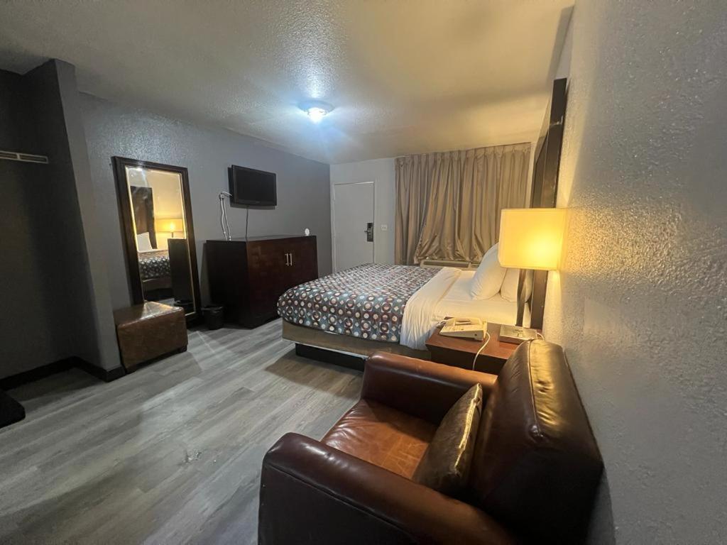  | GOLDSTAR INN MOTEL
