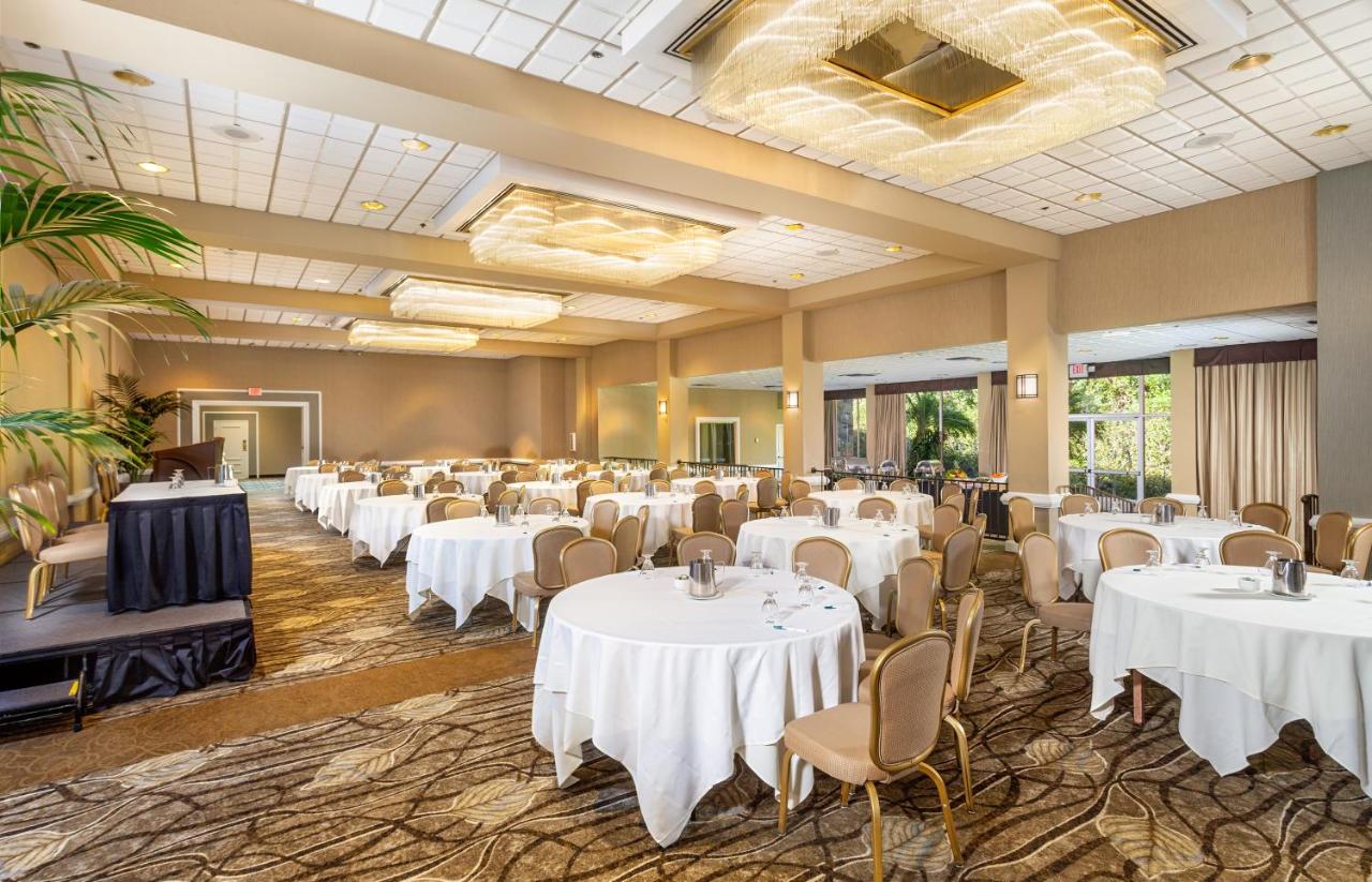 | Handlery Hotel San Diego