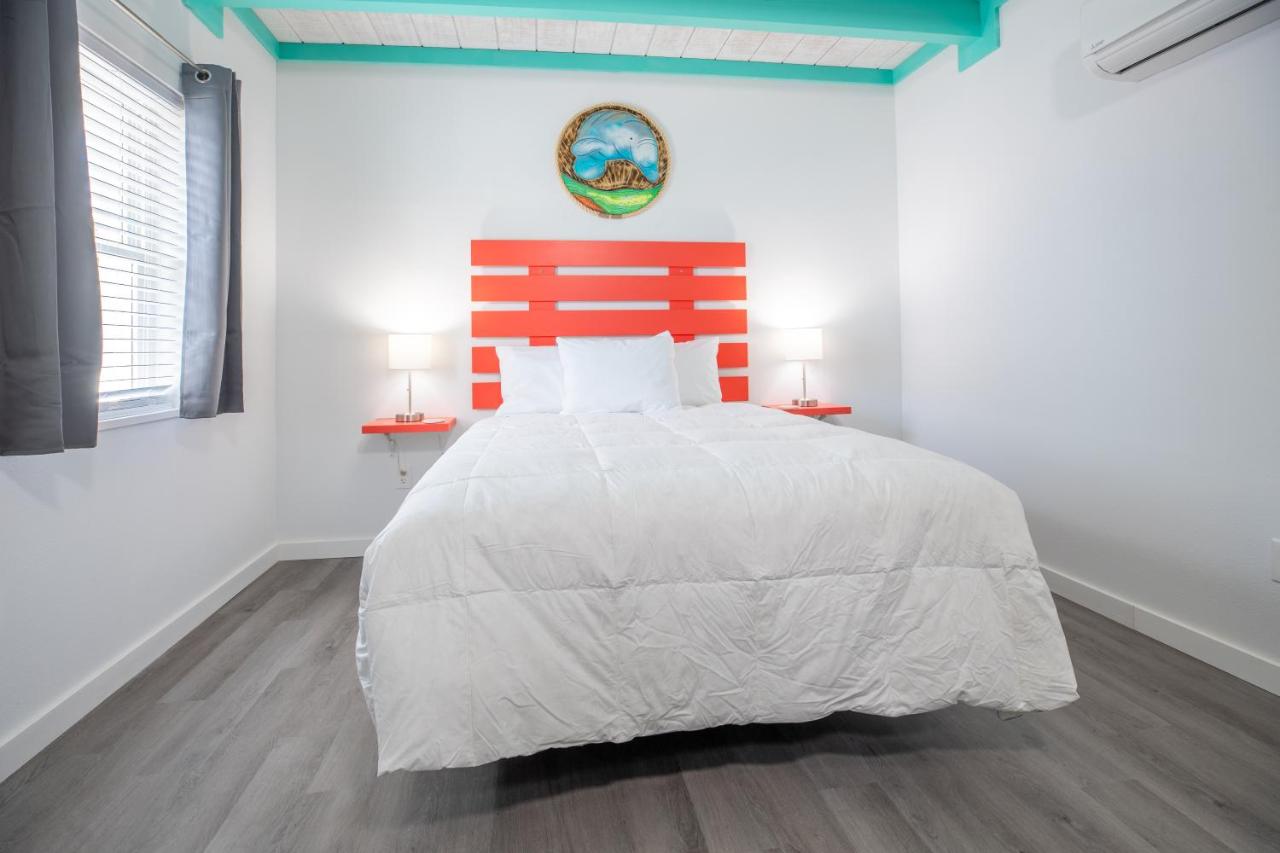  | Salt Air Inn & Suites