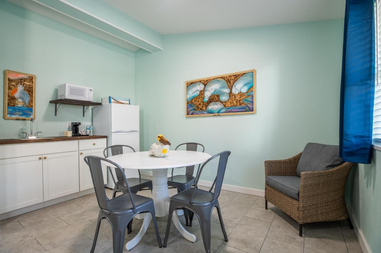  | Salt Air Inn & Suites