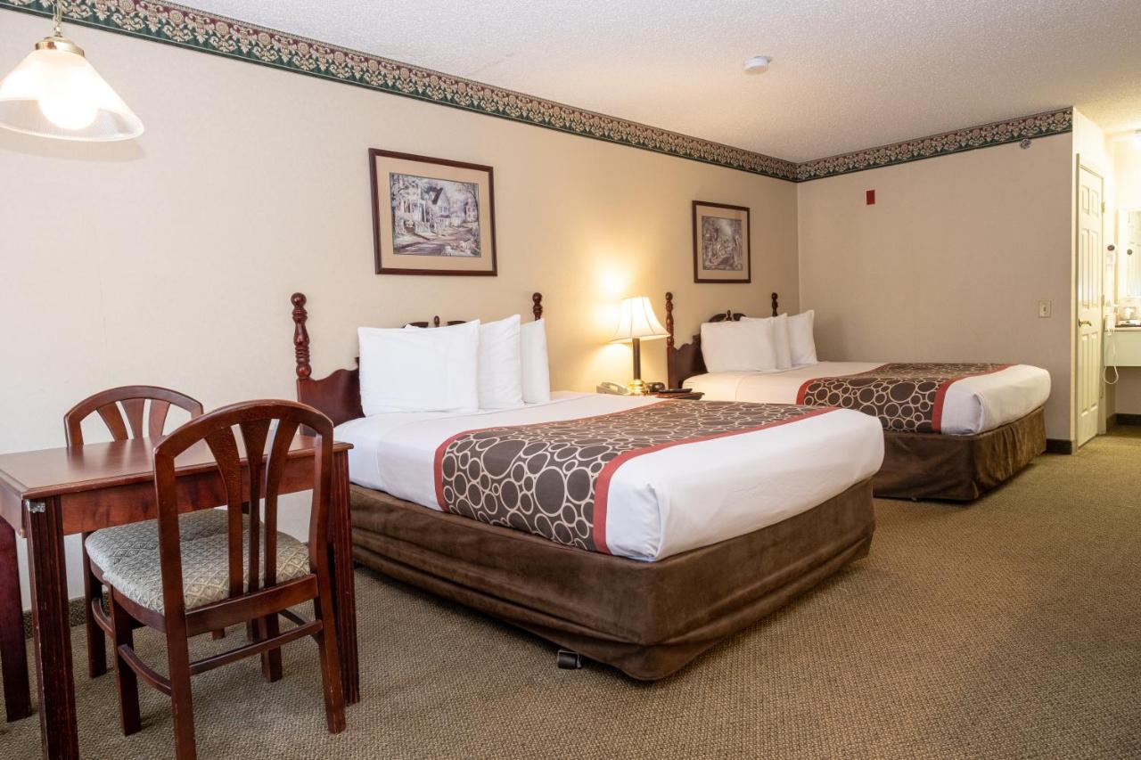 | Hilltop Inn & Suites - North Stonington