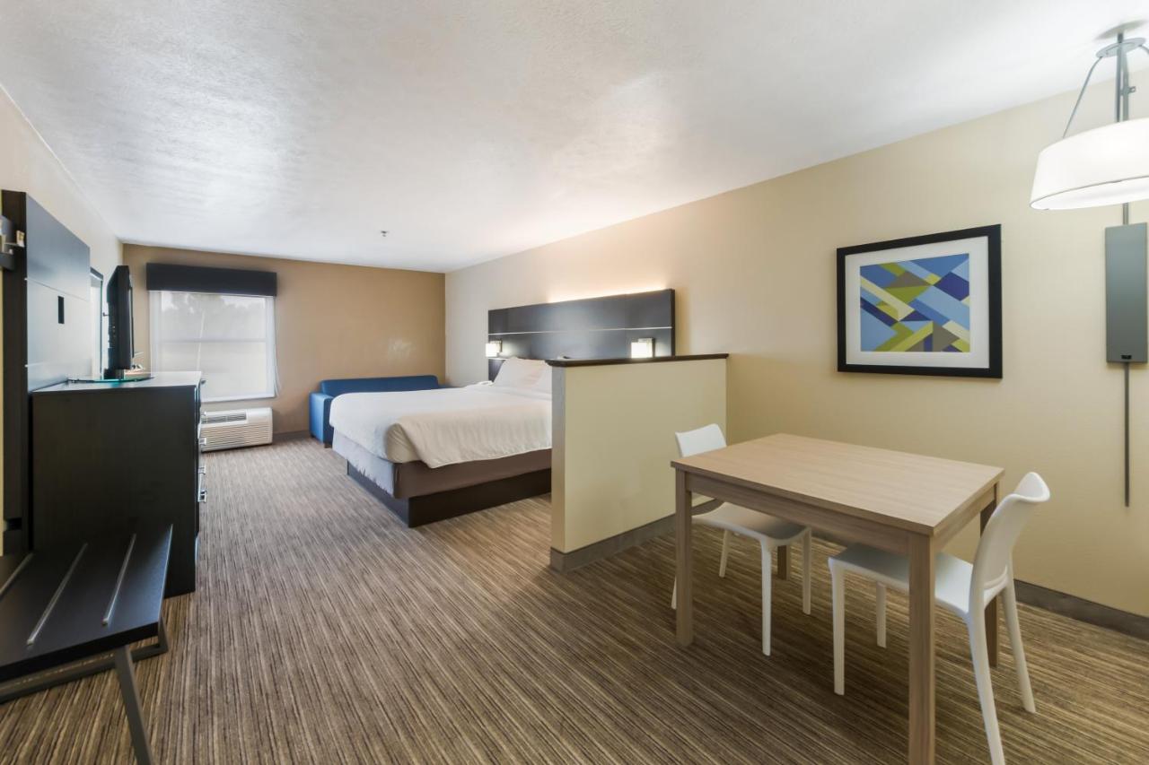 | Holiday Inn Express London-I-70, an IHG Hotel